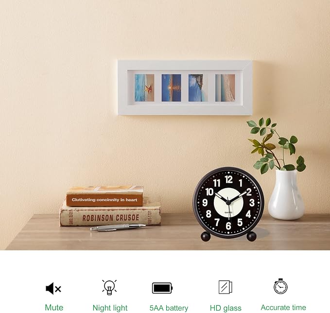 Alarm Clock Luminous 4 "Round Silent Analog Table Clock Non-Ticking, Battery Operated with Loud Alarm and Night Light Small Desk Clock for Bedroom, Bedside Table