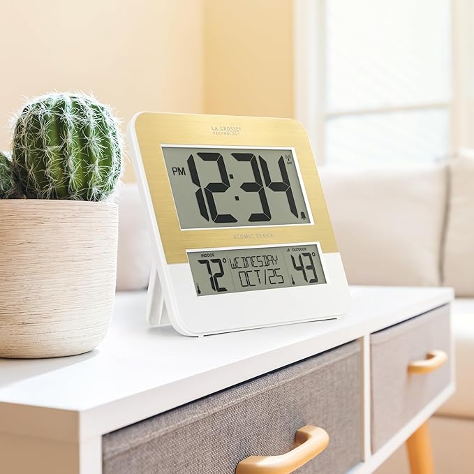 La Crosse Technology L73859 Two-Tone Atomic Digital Clock with Temperature